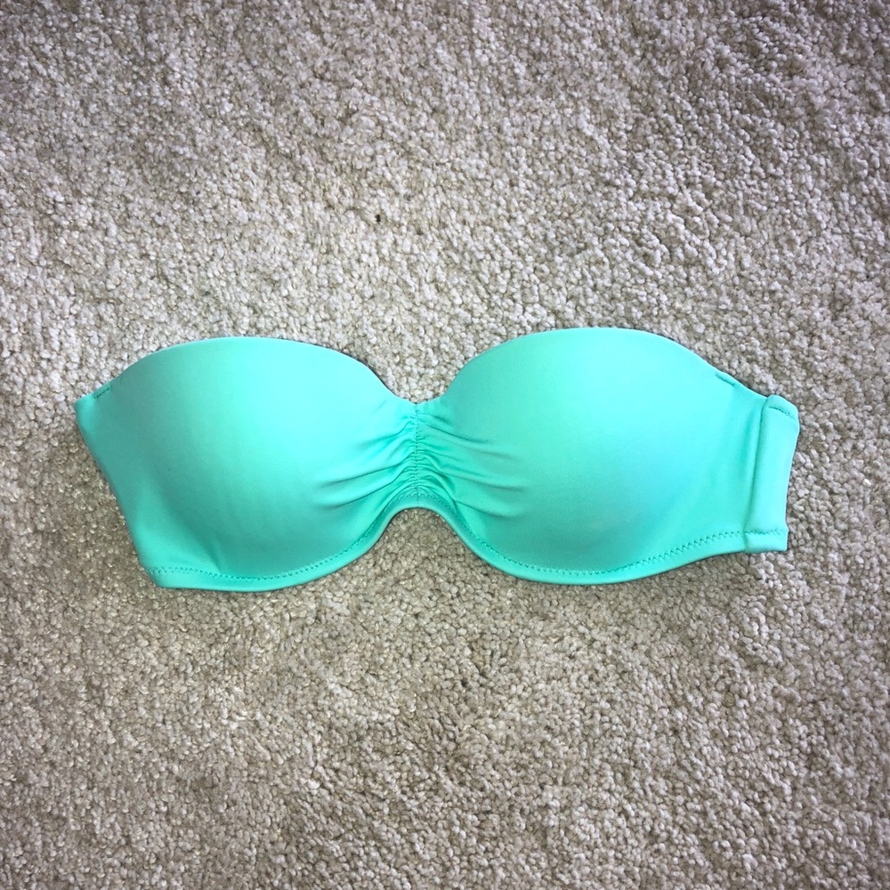 Sweetheart cut blue VS bathing suit